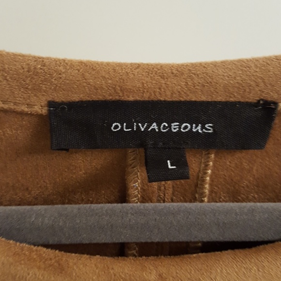 Fun vegan suede top - Picture 3 of 4